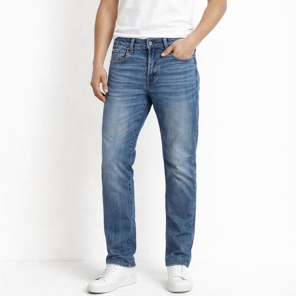 American Eagle Outfitters Men's Light Blue Straight Jeans 32x32